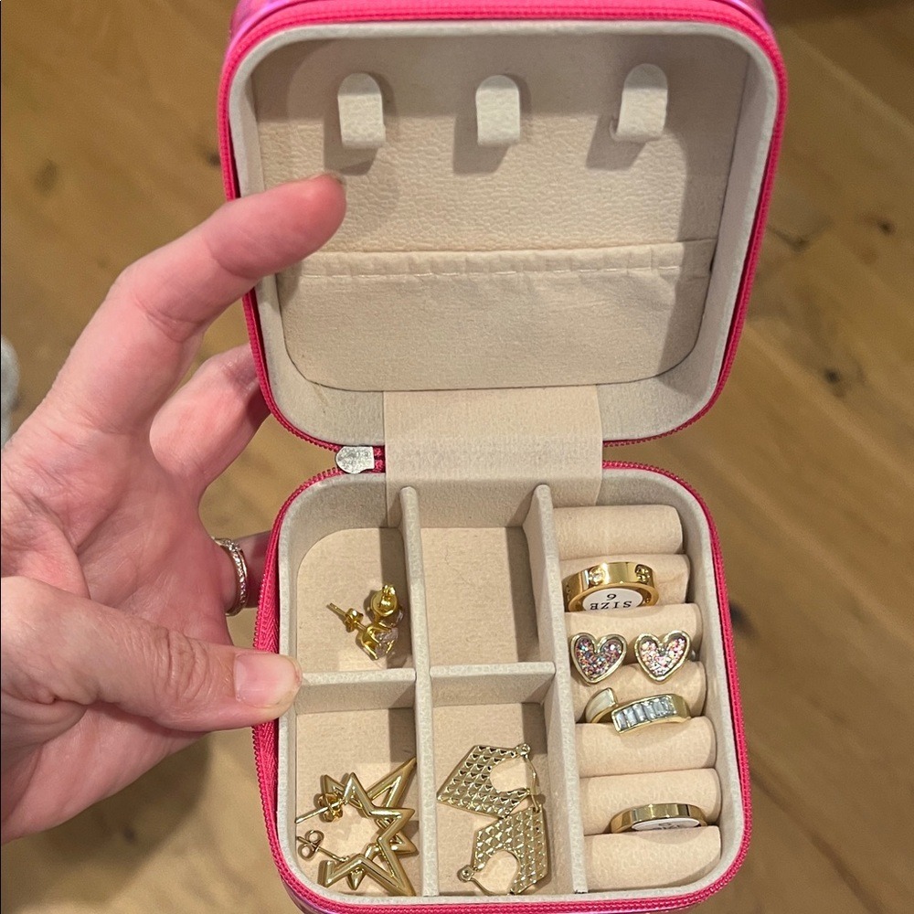18K Gold Plated Stainless Steel Earrings Set Star‎ Glitter Rings Travel Case